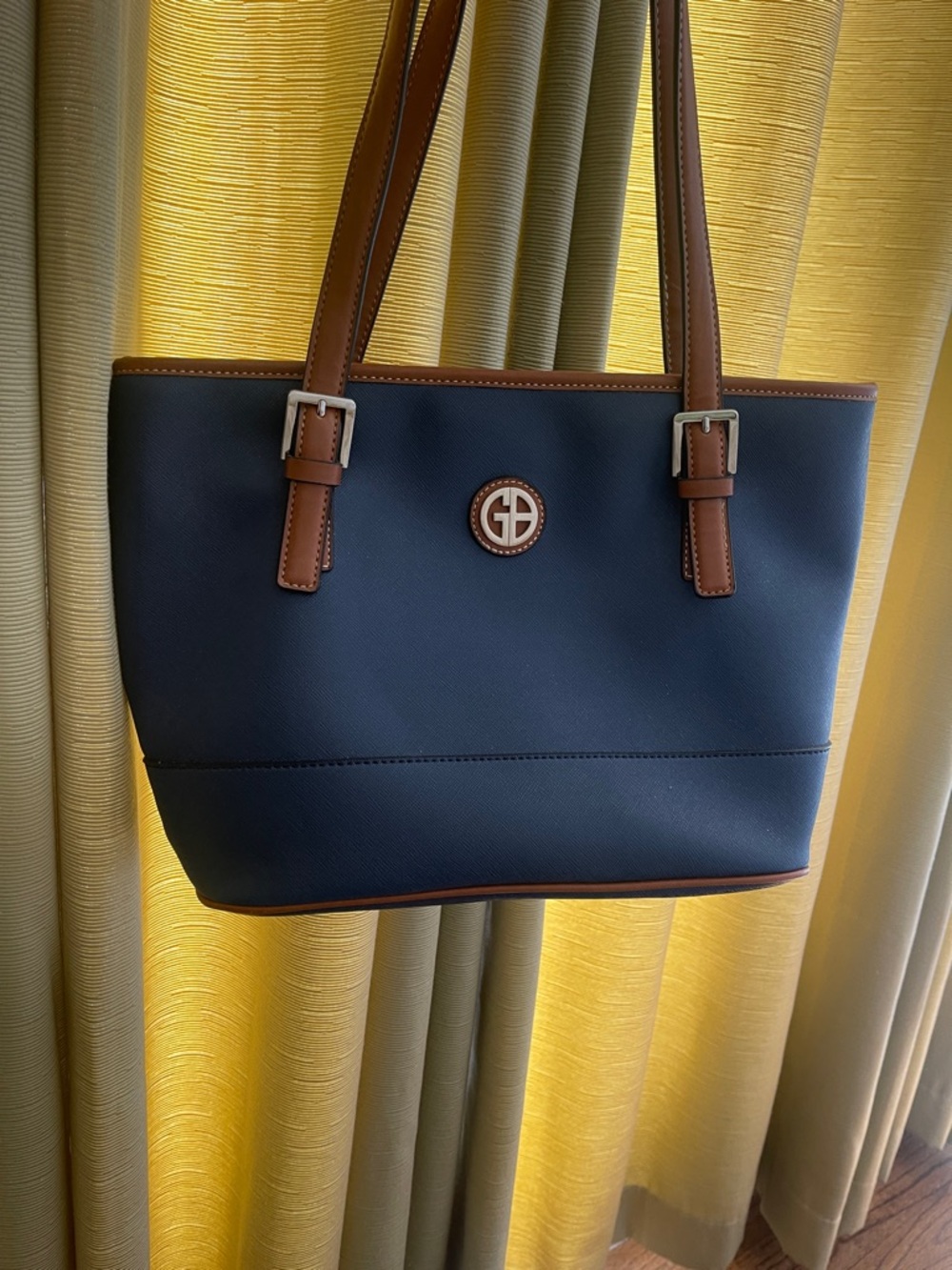 Giani Bernini Navy and Brown Logo Tote